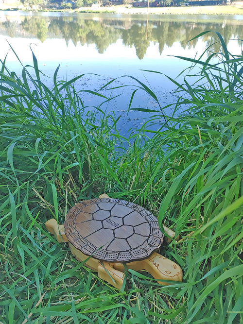 Turtle Cribbage Board - 2 Piece